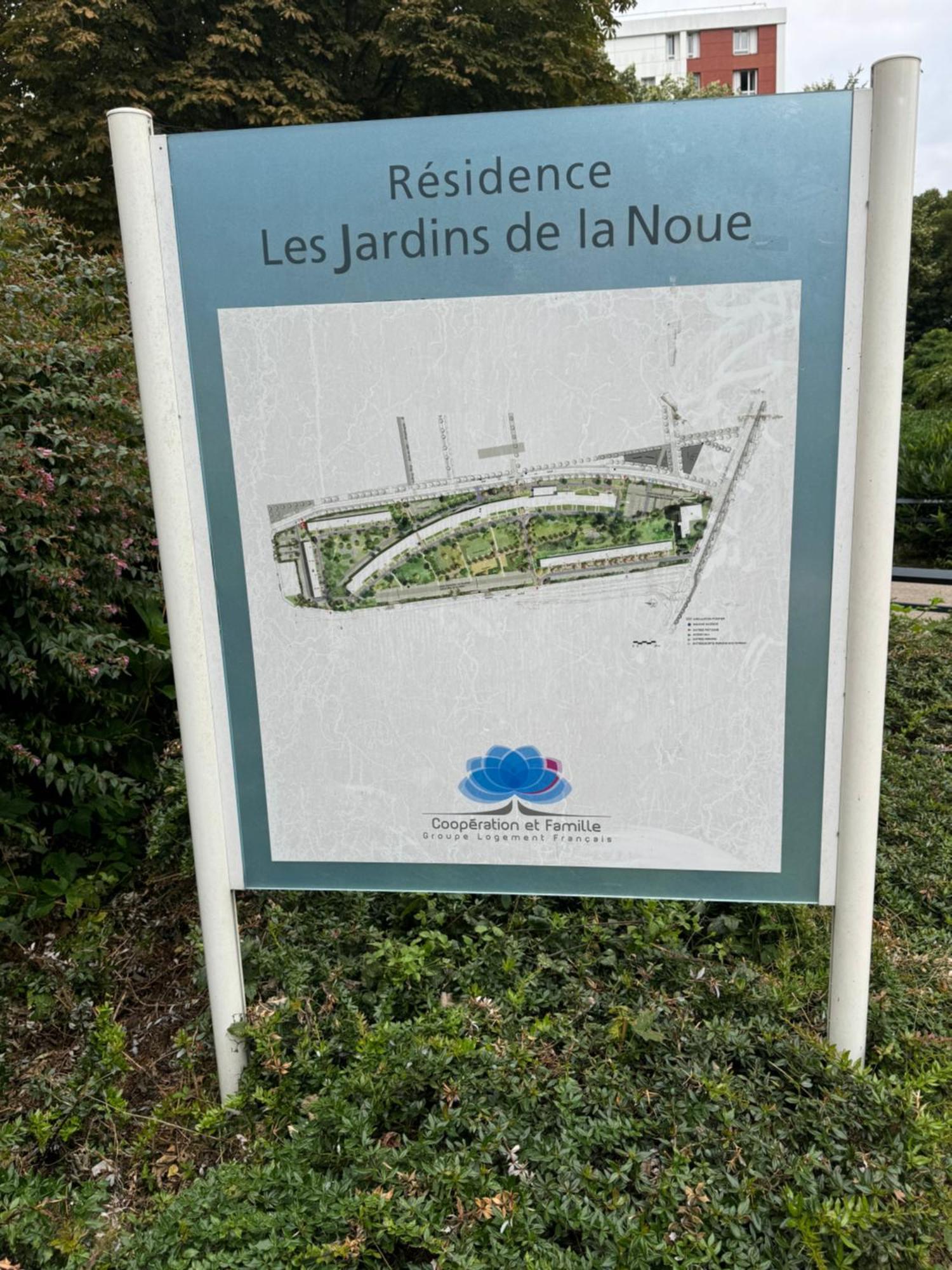 Ferienwohnung Jardins De La Noue Villeneuve-la-Garenne Exterior foto