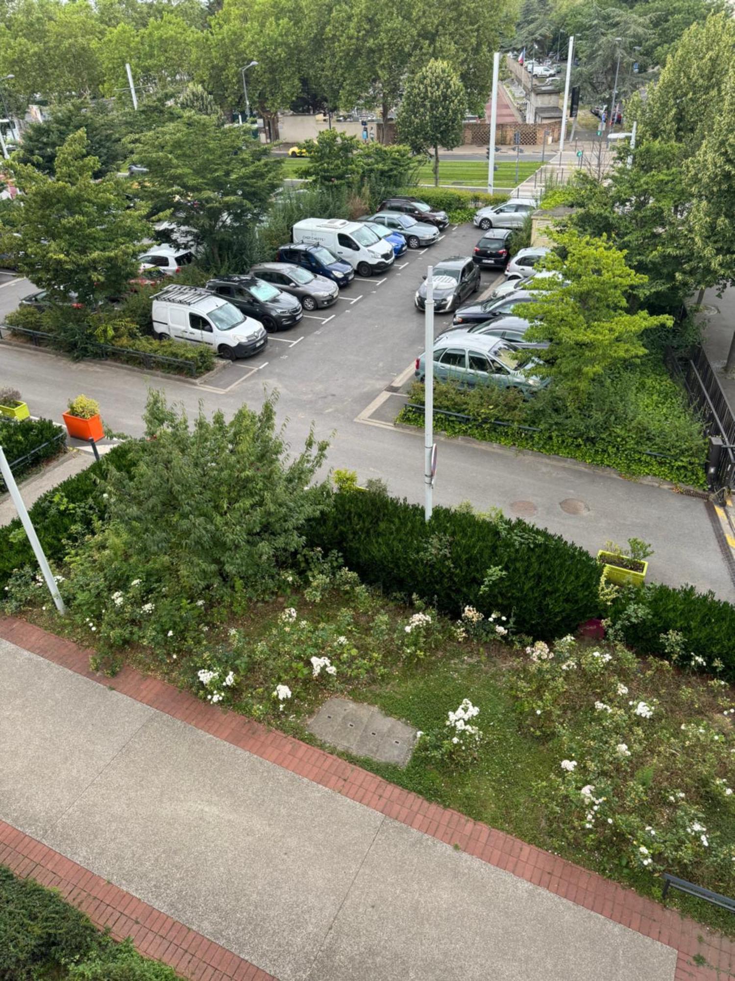 Ferienwohnung Jardins De La Noue Villeneuve-la-Garenne Exterior foto
